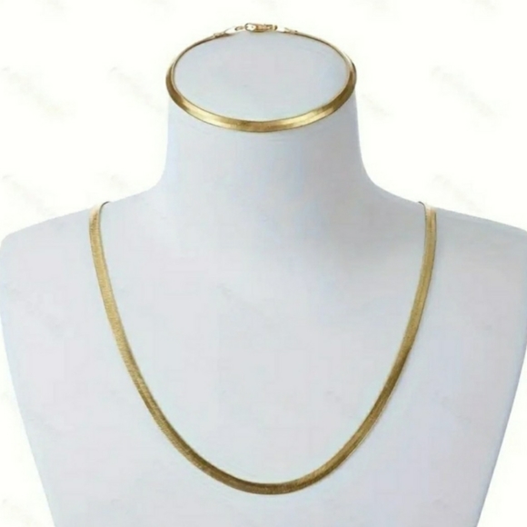 NEW 18K Gold Plated Women's 2-Pc Necklace and Bracelet Set - Picture 1 of 6